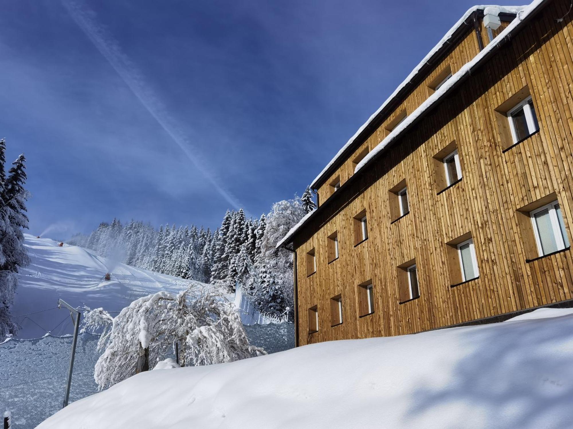 Apartments Rogla Jurgovo - Ski In Ski Out Lukanja Eksteriør bilde